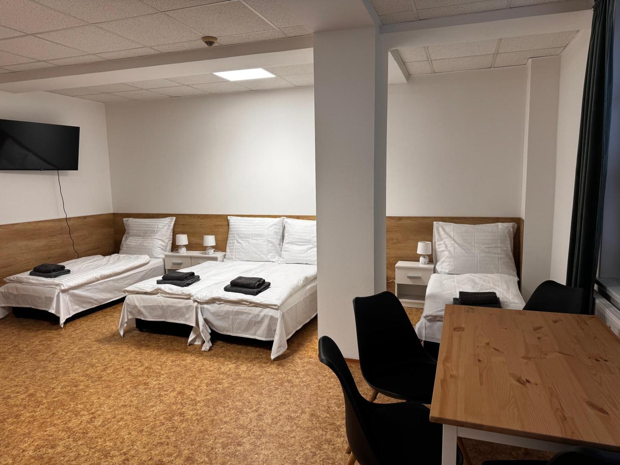 D8 Apartmany Ústí nad Labem エクステリア 写真
